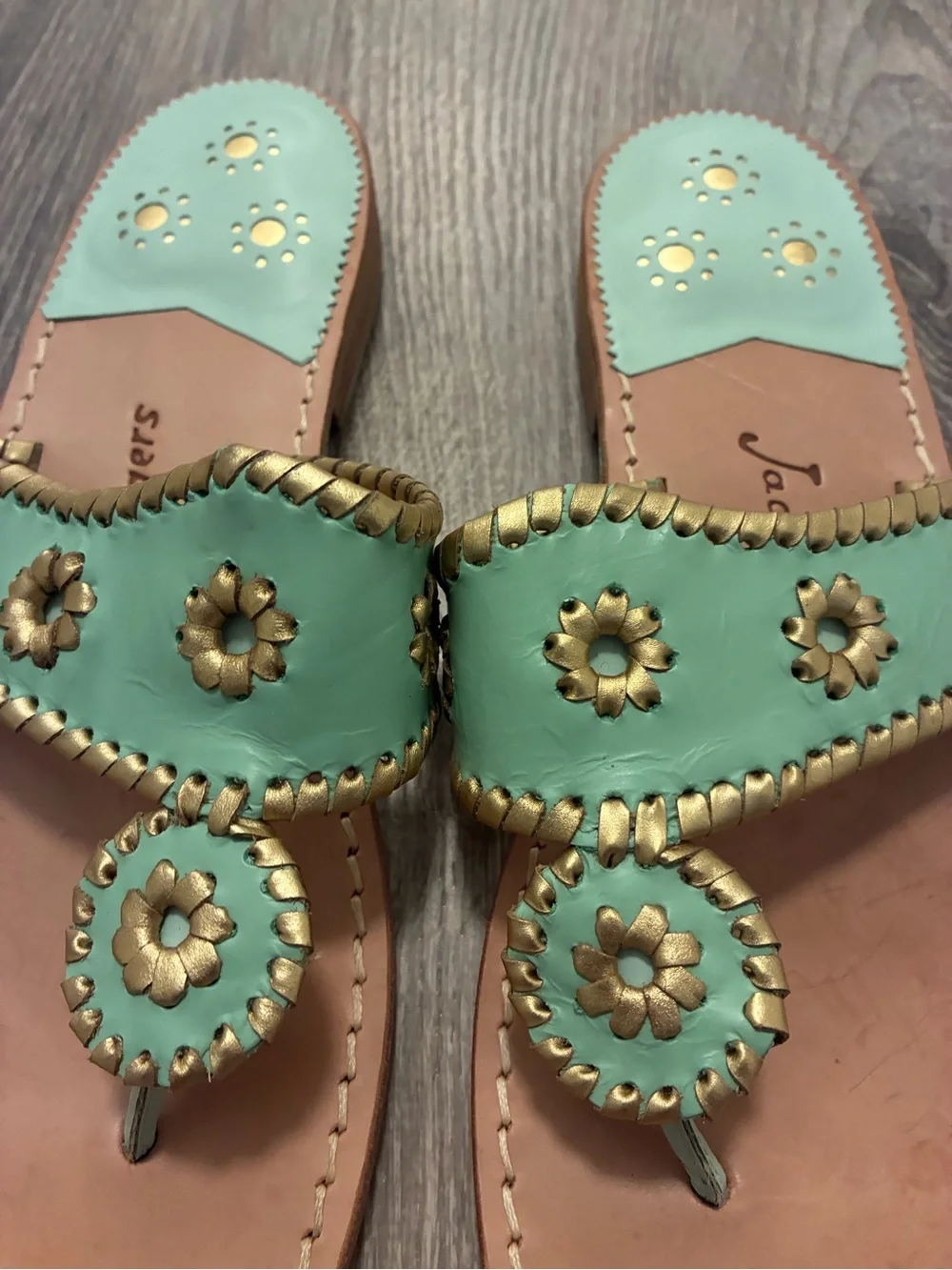 Jack Rogers Mint Green Leather Thong Sandals with Gold Accents- 10.5